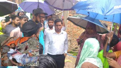 Photo of দেয়াল ধসে এক যুবকের মৃত্যু, ঘটনাস্থল পরিদর্শন হাটহাজারী ইউএনও