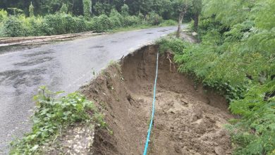 Photo of বড়ইছড়ি-ঘাগড়া সড়কের পাশে ভাঙন, দুর্ঘটনার শঙ্কা